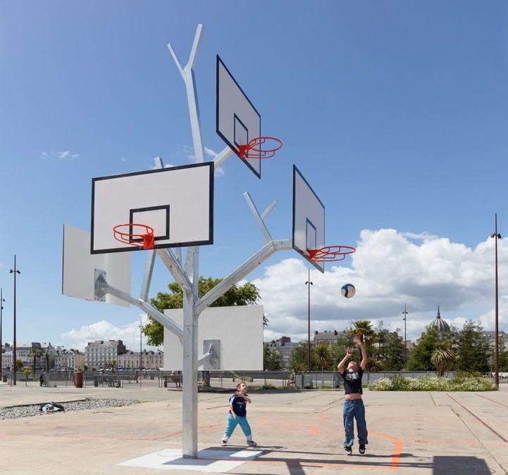 Dilemmas Over the Approval and Delivery of New Health Technologies in a Fragmented and Inefficient System